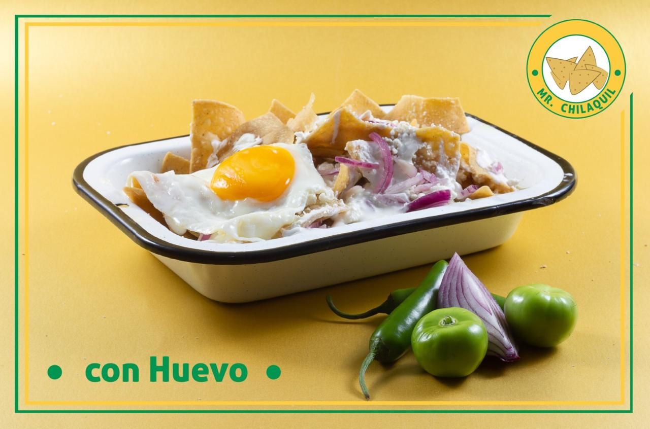 Chilaquiles con huevo